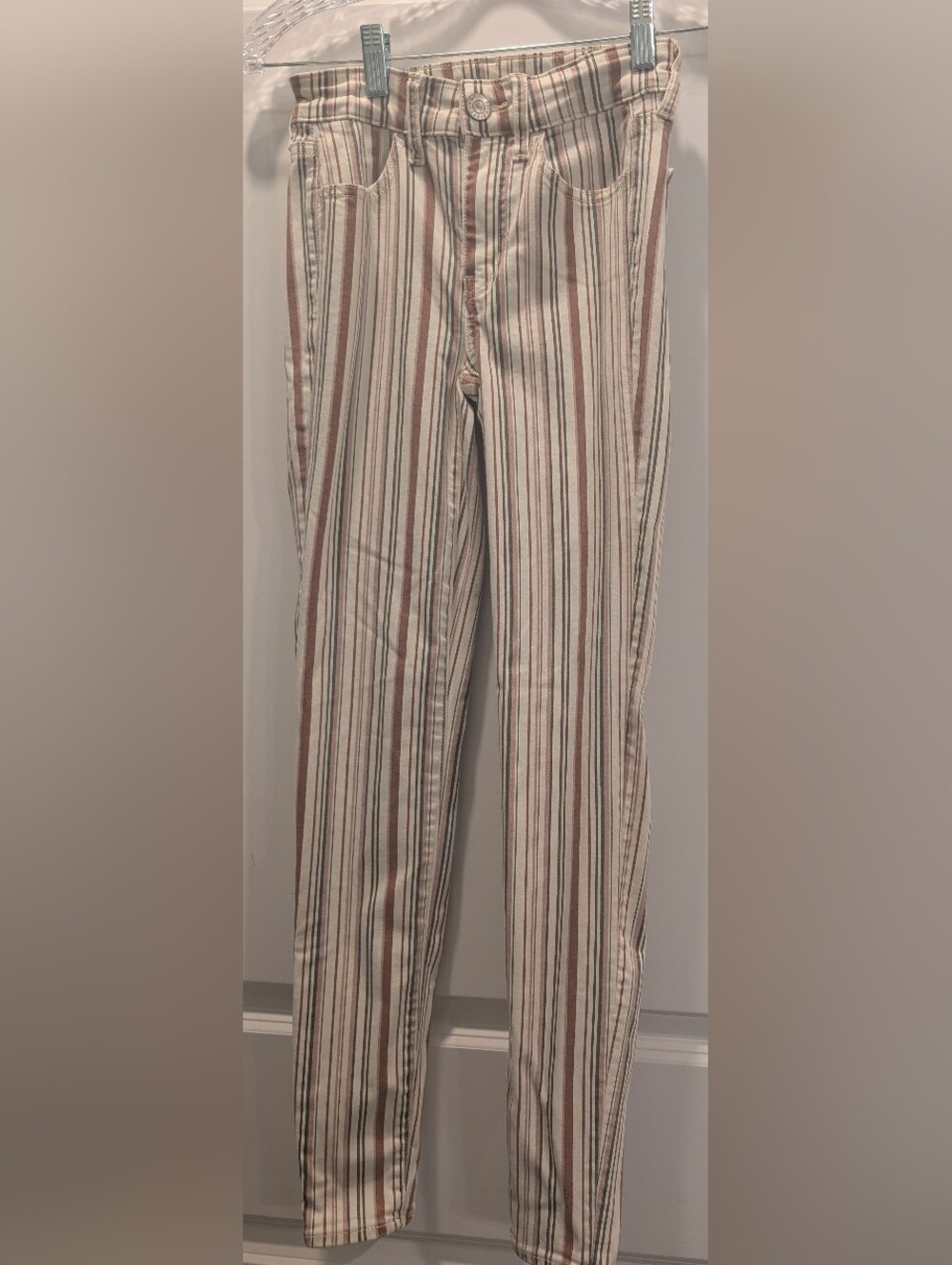 American Eagle Striped Pants in Cream/Green/Pink/Dusty Rose